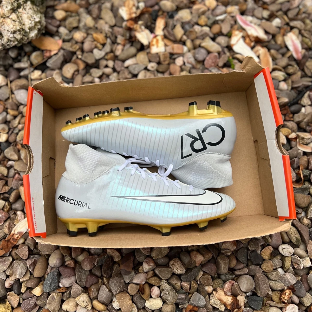 Ronaldo soccer cleats 2016 new arrivals