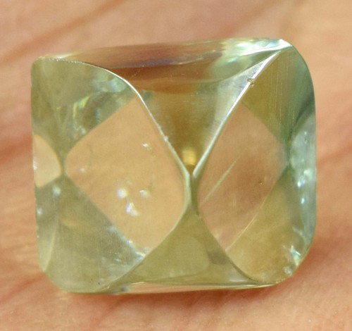 Loose CVD Diamond 12.40 Ct/12 mm O-P Fancy Champagne VVS1 Clarity Certified - Picture 2 of 8
