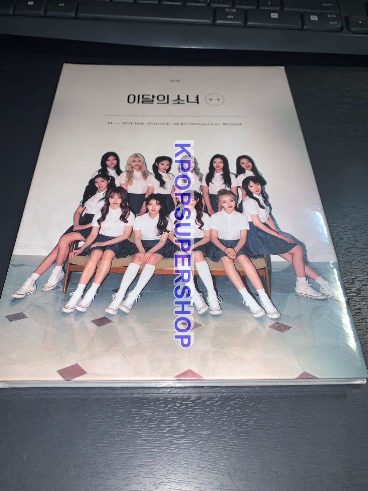 K-POP MONTHLY GIRL LOONA 2nd Mini Album [#] CD+Photobook+Photocard+F.Poster