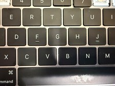 MINT CONDITION   Keyboard Key Cap 2018 MacBook AIR 13  A1932