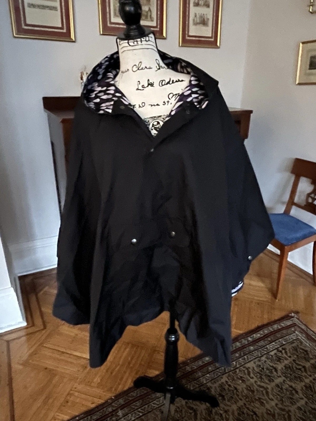 Marimekko Black Kivet Packable Rain Poncho Hooded Windbreaker Jacket One Size