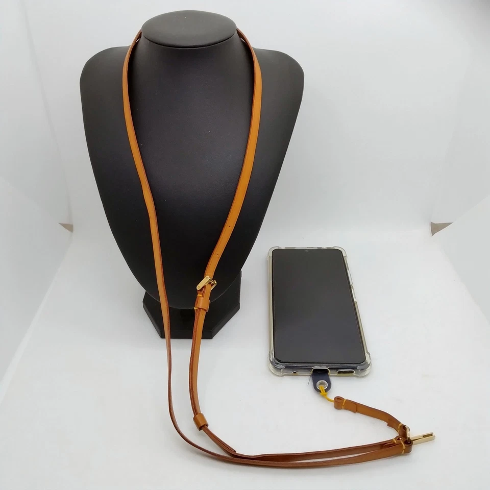 Correa para el cuello japonés para teléfono EB59-1 Louis Vuitton m63058 Louis Vuitton de Japón Foto 2 de 4