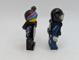 The Lego Movie Set 30281 Micro Manager Polybag with Bonus Robo Swat  Minifigure