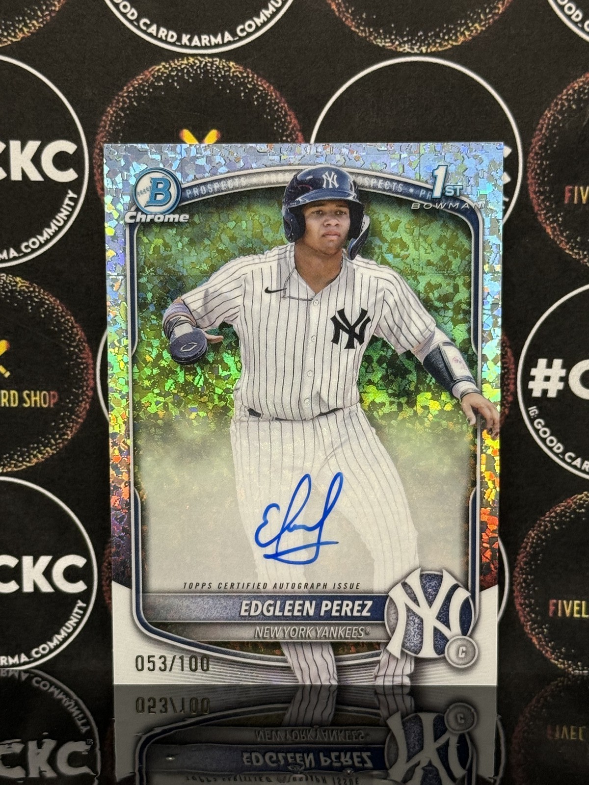 2025 Bowman Chrome Prospect Autographs Mini-Diamond CPAEPZ Edgleen Perez 053/100