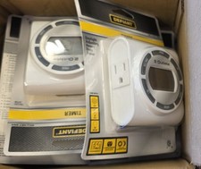 2 pack DEFIANT 15 Amp Indoor 2Plug-In Heavy-Duty Timer 2- Outlets 457 864 m 