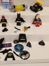Lego Batman Super Hero Figures and Accessories Set