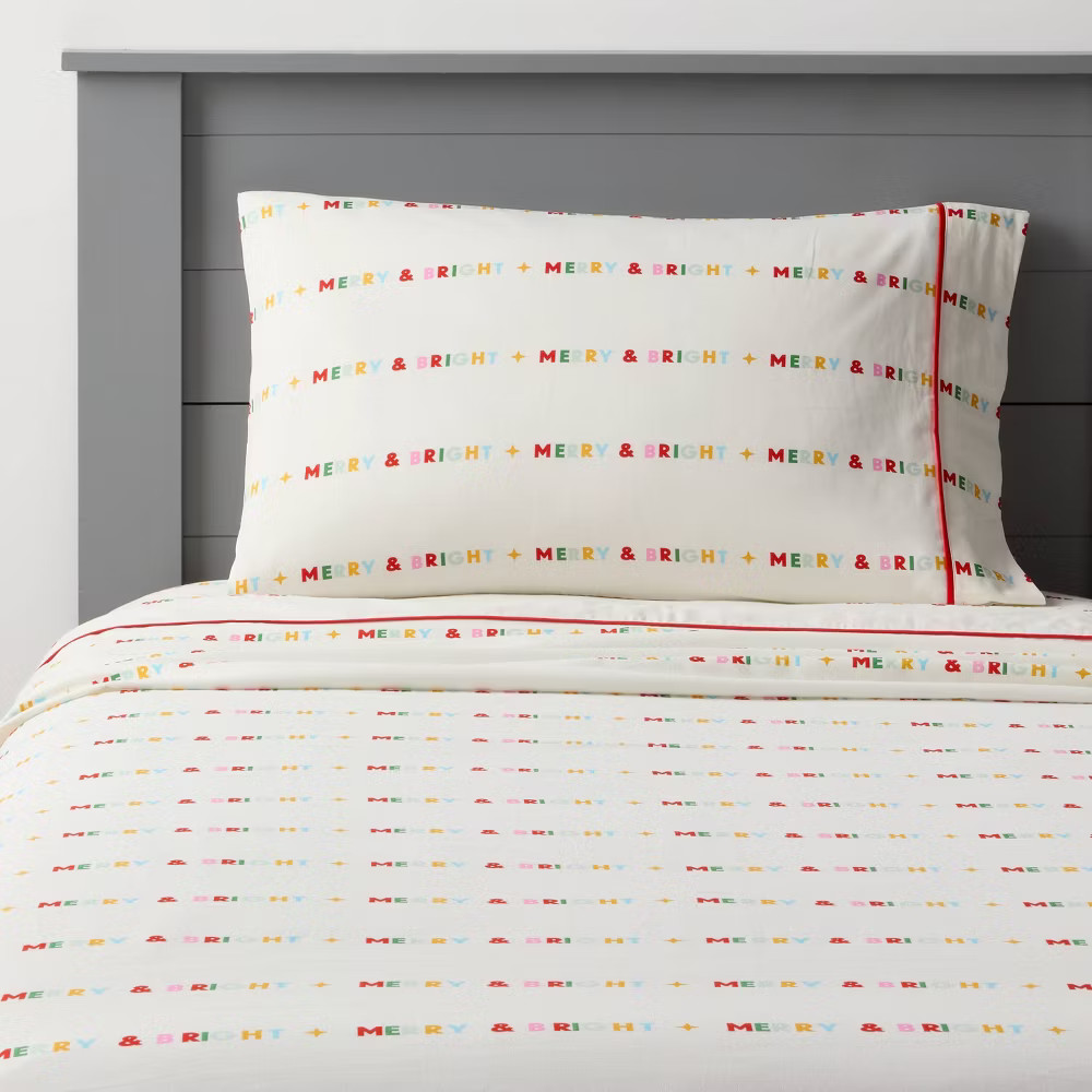 Queen Merry and Bright Kids Cotton Sheet Set - Pillowfort 3890₽