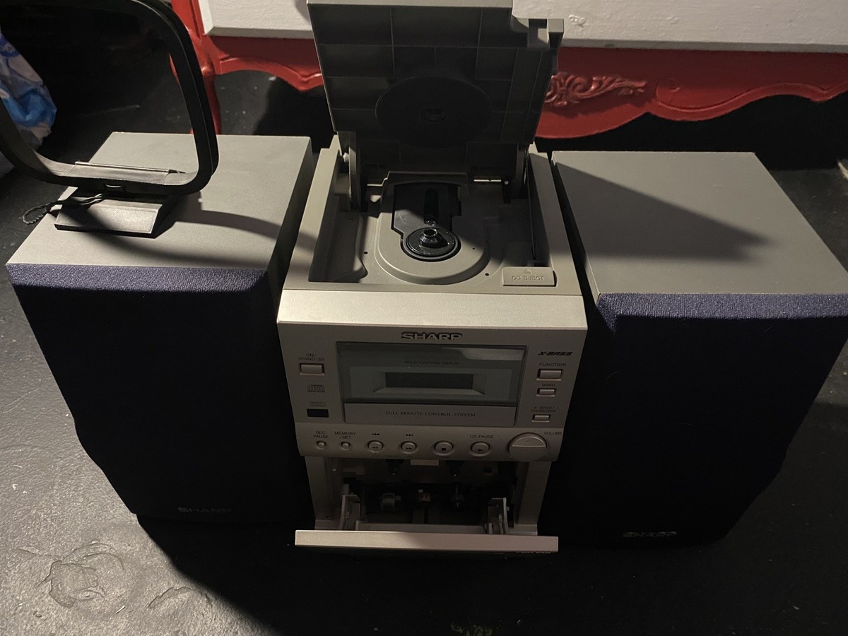 Shelf Stereo System - SHARP XL-505 - Plays CD & Cassette / WORKING