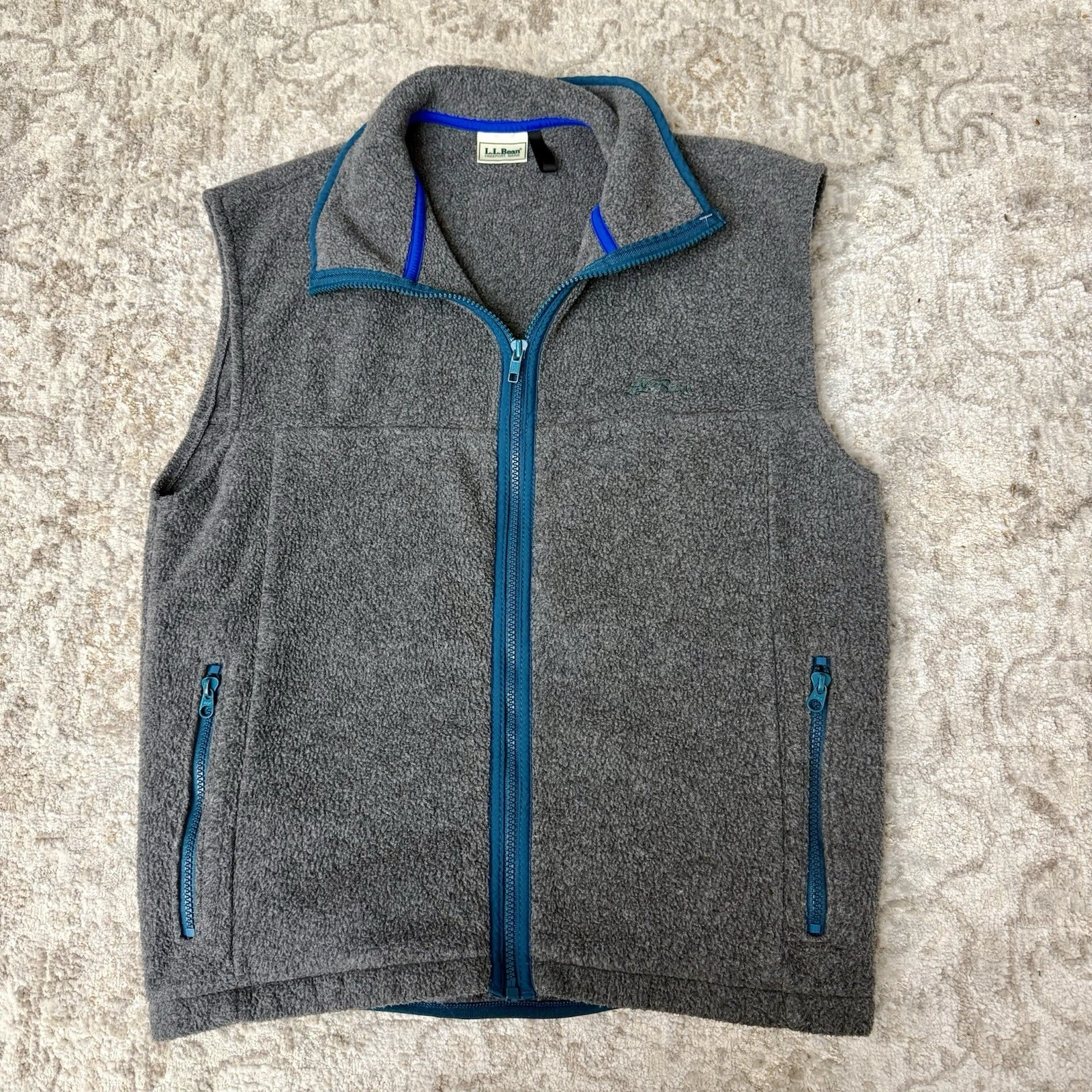 Vintage LL Bean Vest Mens Medium Gray Fleece Full Zip Hiking Outdoor Pockets