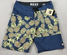 Reef Men  s Blue Tropical Pineapple Print Surf Swim Trunks W30 L9 NWT