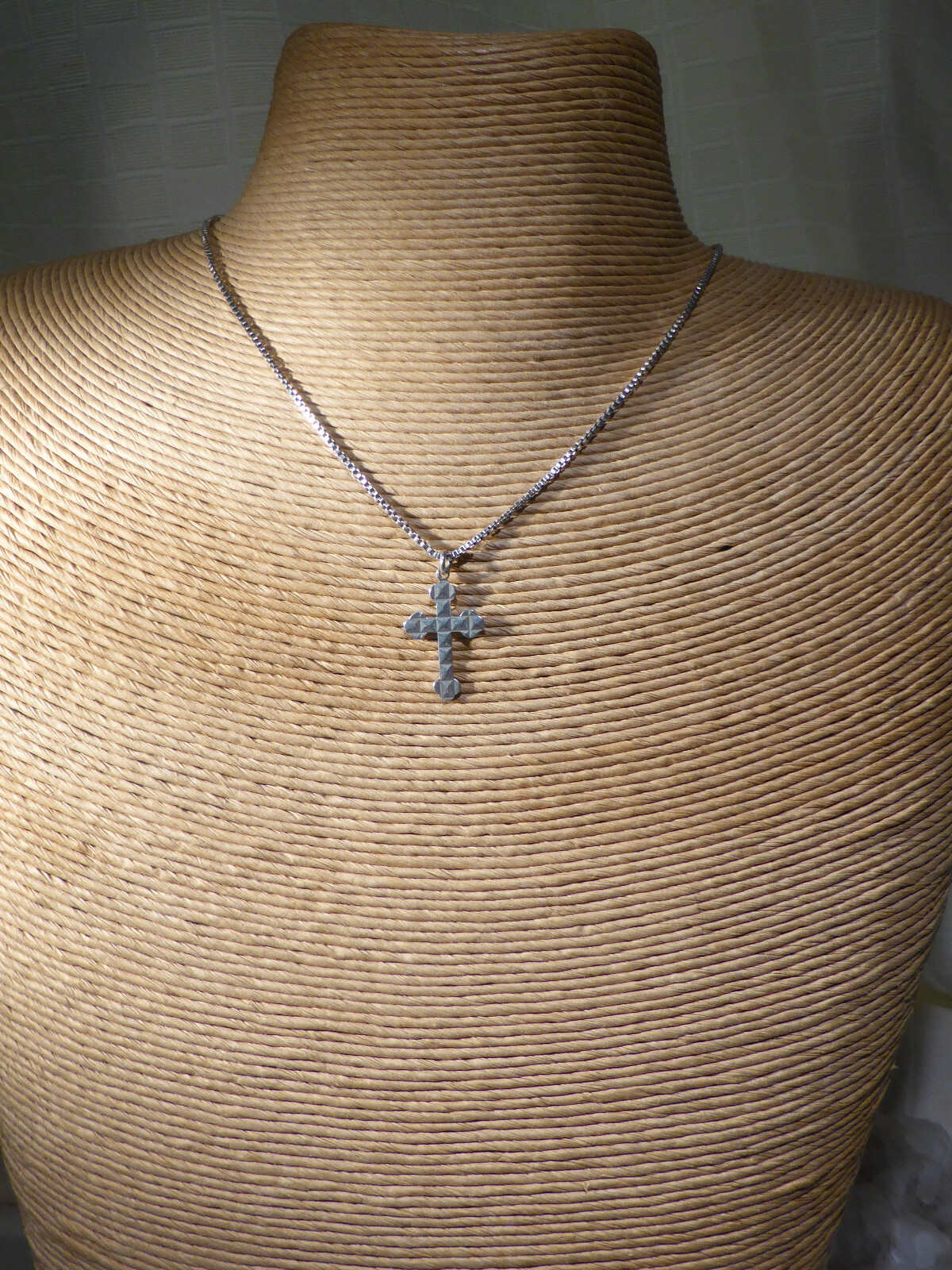 Solid Silver Cross Pendant Necklace Box Chain 39.… - image 4