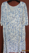 White Blue Floral Tunic Dress SSleeve Sz 3XL Polyester Spandex Bust 52 Length 47