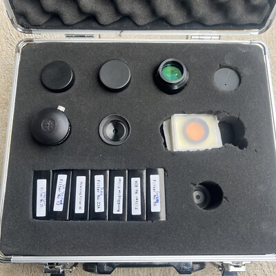 Celestron Accessory Kit with Five 1.25'' Plossl Eyepieces, 2x Barlow + 8 Filters