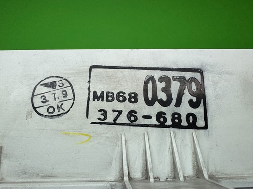 MB680379 Mitsubishi Pajero Instrument Panel - Picture 6 of 6