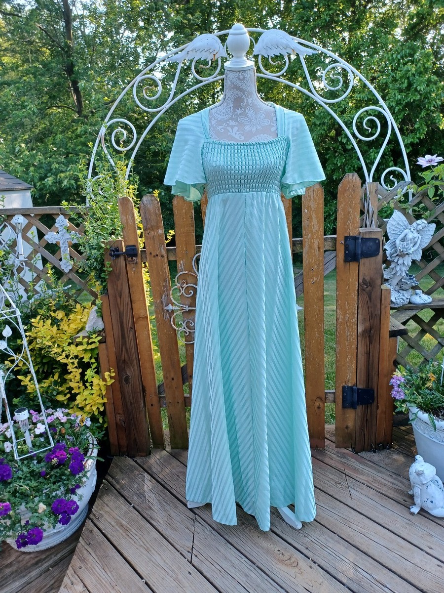 1970s maxi dress Floral Chiffon - 2X An amazing summer 70s dress Shop our 1970s Dresses |