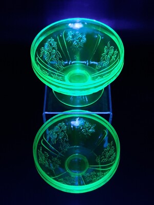 SET 2 FEDERAL DEPRESSION GLASS GREEN SHARON ROSE CABBAGE ROSE DESSERT SHERBET