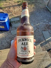 Nice Pickwick Ale 12oz  Beer Bottle EMPTY Bottle Martin Landey Coll.