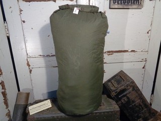 1 x 80 L Tasmanian Tiger Dry Bag Innensack/Transportsack Rollverschluß gebr 4002