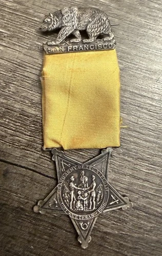Civil War GAR Grand Army 1886 San Francisco Member Badge Silver Medal