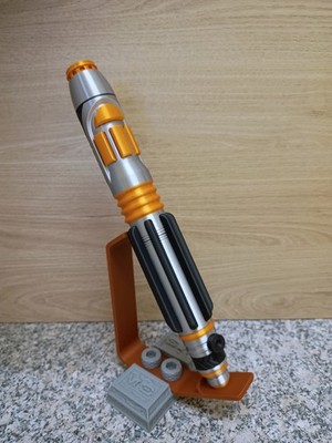Mace Windu Maßstab 1:1 3D gedrucktes Lichtschwert mit Aufsteller