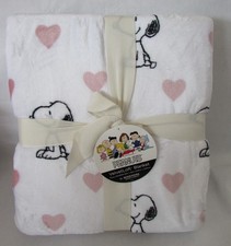 Peanuts Snoopy Sitting Pink Hearts Queen Throw Bed Blanket 90"x90" White Pink