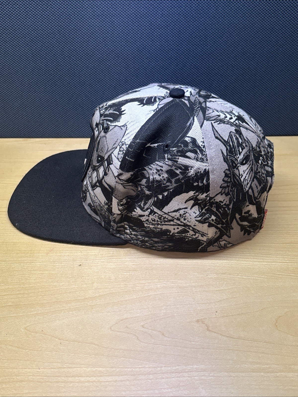 Marvel Deadpool comic art snapback hat black and … - image 6