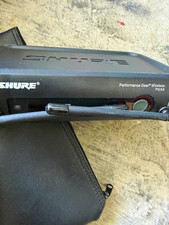 Shure Performance Gear Wireless PGX4 UHF Mic Receiver XLR 1/4" Balanced Black