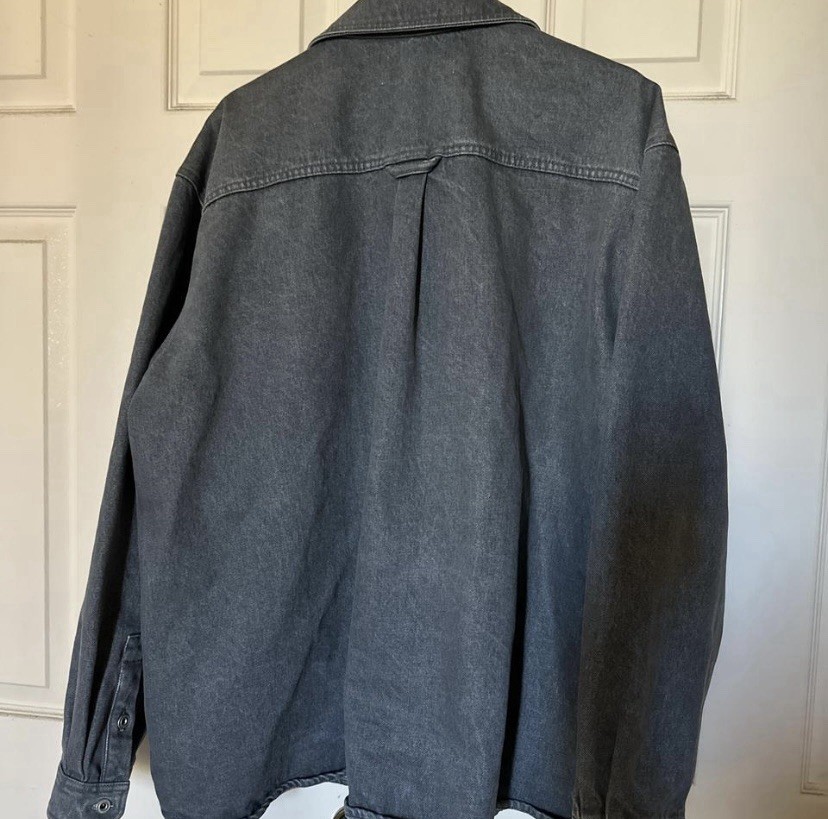 Y/PROJECT Men’s Gray Snap Button Collared Jean Ja… - image 4