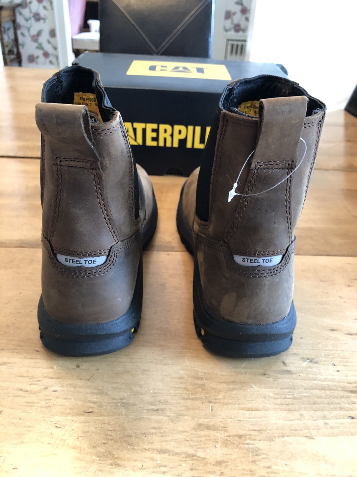 CAT Caterpillar P91026 Mens Wheelbase Steel Toe Clay Nubuck Work Boots