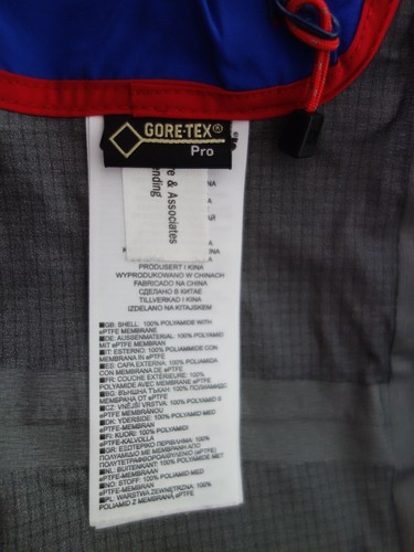 berghaus civetta gore tex pro jacket - Picture 11 of 13
