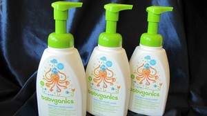 babyganics foaming shampoo and body wash