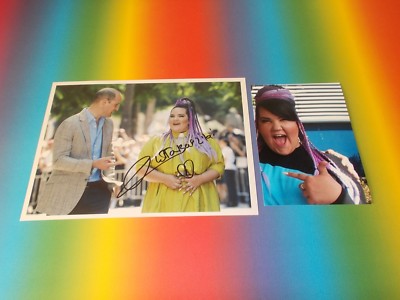 Netta Barzilai   Toy ESC Winner 2018 signed autograph Autogramm 8x11 photo in p.