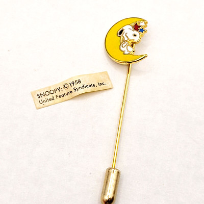 SNOOPY in Crescent MOON with Stars 1958 UFS Aviva Cloisonne Gold Tone Stickpin