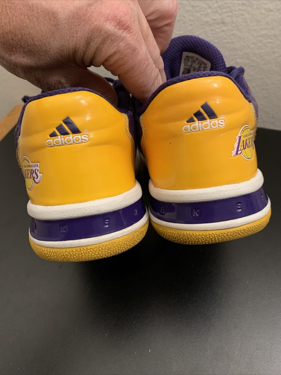 Adidas LA Lakers 2006 Sneakers Basketball Shoes Low Top 673815