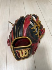 Wilson Baseball Softball Glove Innfield Leather Red/Black Gold Accent Used