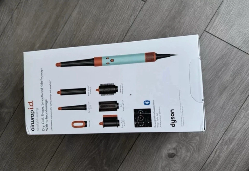 Bnib Dyson Airwrap i.d. Straight + Wavy Multi Styler and Dryer🎄🎁 - Image 2 of 4