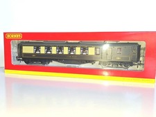 Hornby R4430 3rd class Pullman Brake Car "Car No.27". Mint cond. Unused. OO. Box