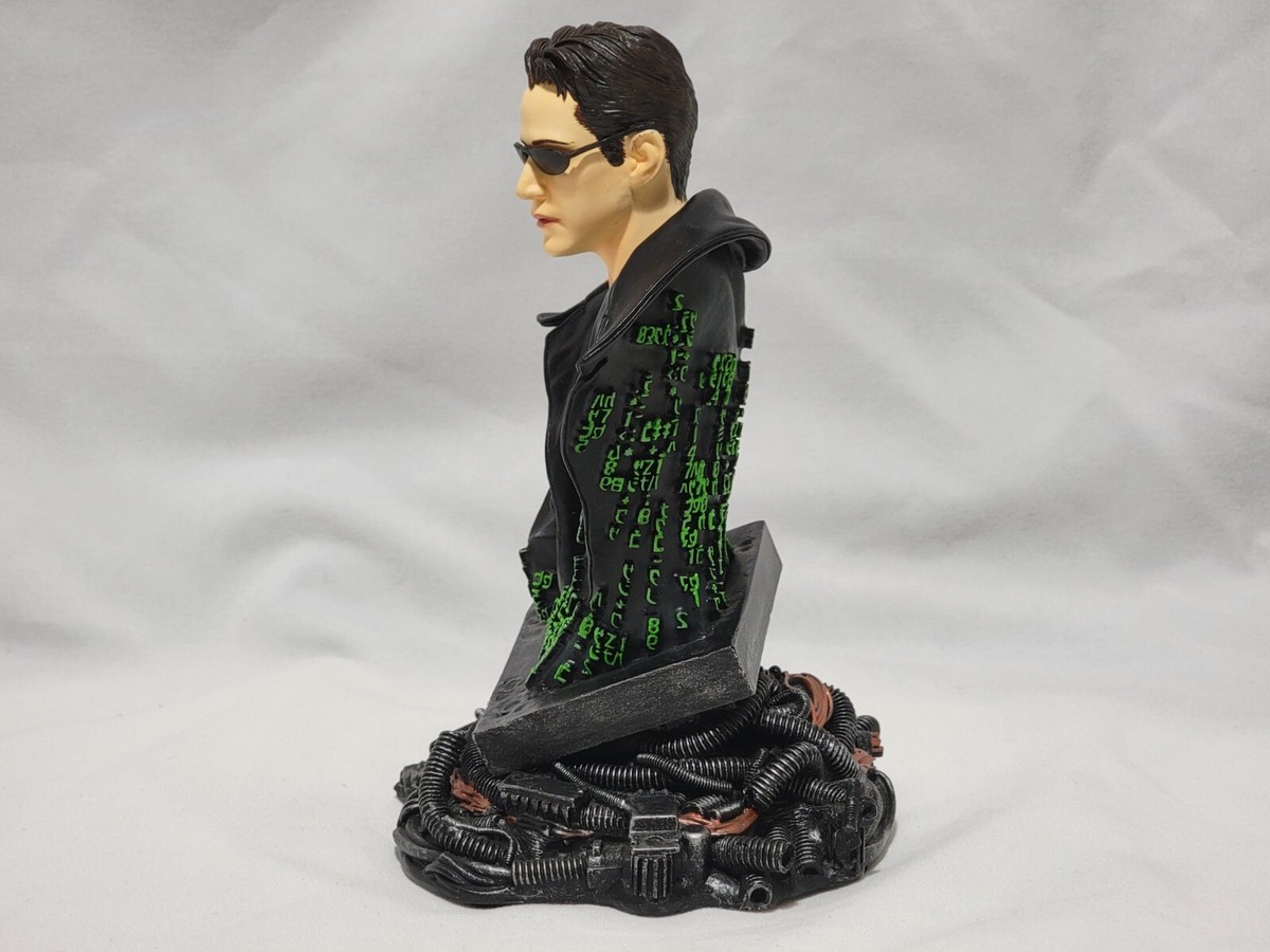 The Matrix Neo Collectible Mini-Bust # 1744 / 8000 Statue
