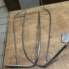 Lunette arrière Renault R8