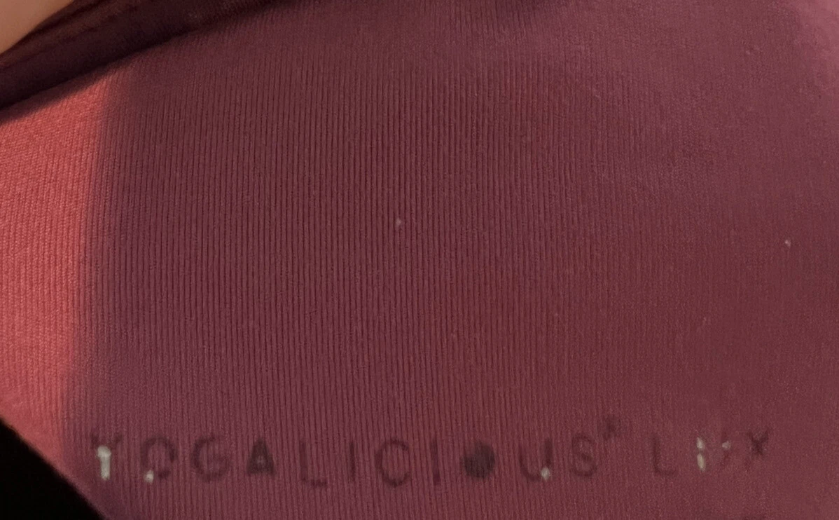 yogalicious cropped pocket leggings