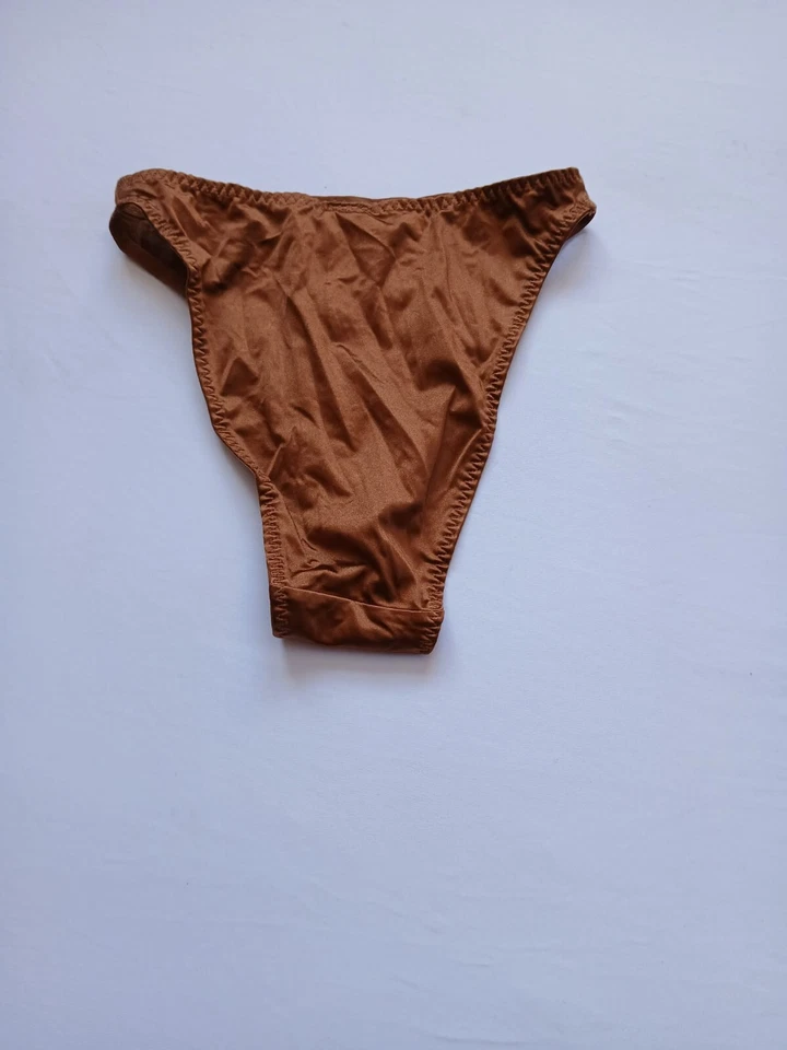 Roupa íntima feminina skims fina e macia cor bronze estilo PN-BIK-1998 tamanho XXS G56 - Imagem 2 de 3