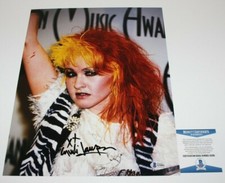 SINGER CYNDI LAUPER SIGNED 11x14 PHOTO BECKETT COA SHE'S SO UNUSUAL ALBUM