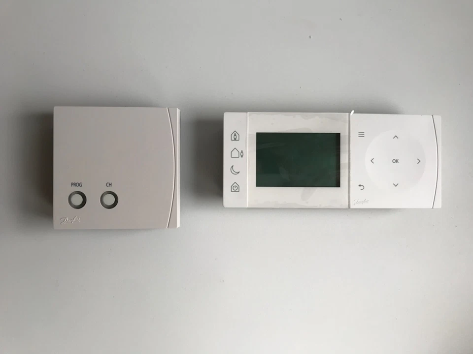 Thermostat d’ambiance programmable TPOne - RF + RX1-S - Danfoss 087N7854 - Photo 4/4