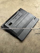 GENUINE LAND ROVER DEFENDER FRONT DRIVER DOOR CARD O/S ELECTRIC BLACK. BFD090370