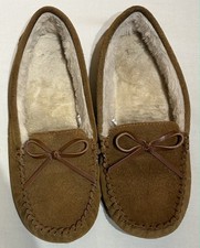 Secret Treasures Women s Size 7W Brown Genuine Suede Moccasin Slippers 1114