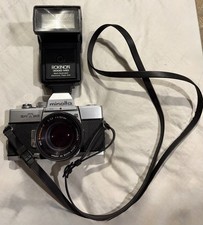 Vintage Minolta SRT201 35mm Camera 50mm Rokkor-X Lens Rokinon 3000 MD Flash Lot