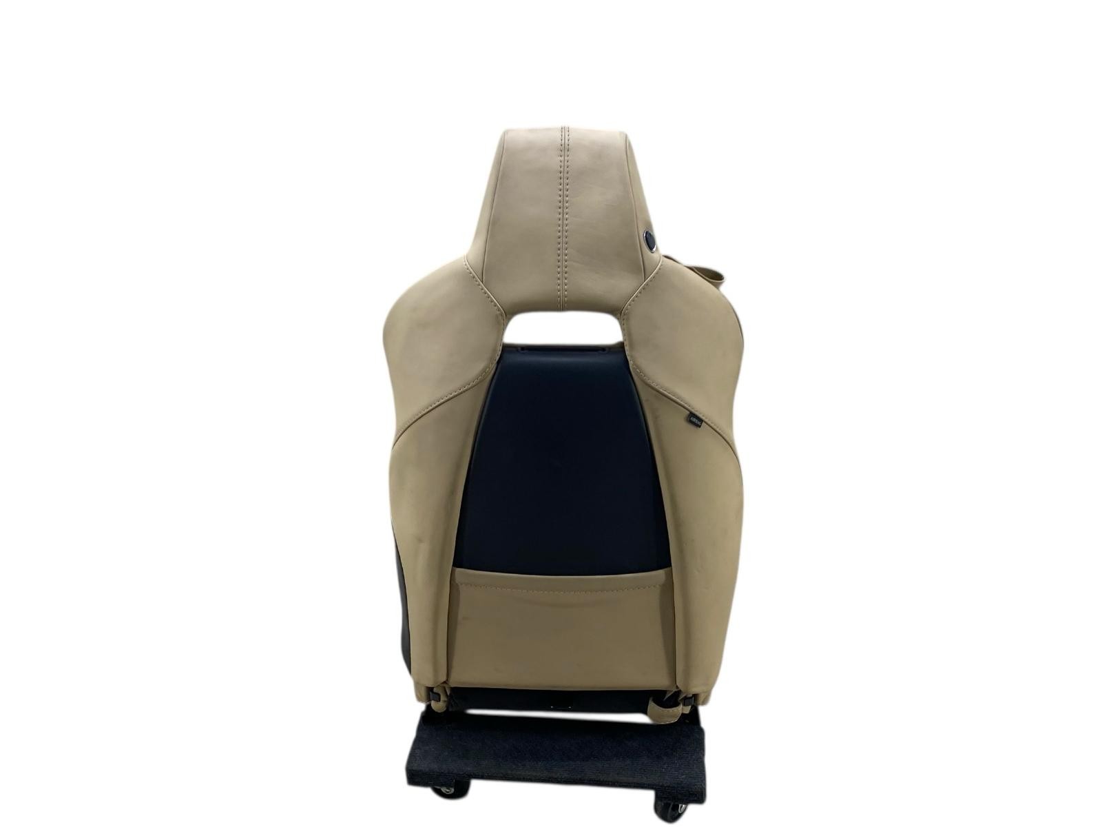 Aston Martin Vantage 2009 FRONT+RIGHT Seat