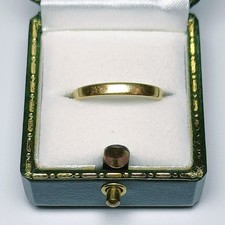 18ct (carat) 2mm Yellow Gold Wedding Band Ring - M 1/2