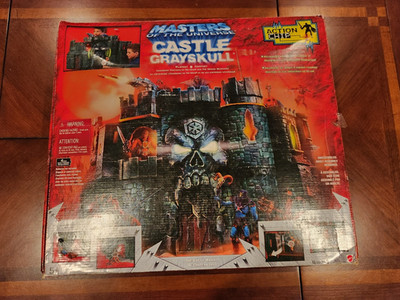 Masters of the Universe 200X Castle Grayskull 2002 COMPLETE