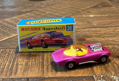 NOS LESNEY MATCHBOX SUPERFAST NO36 DRAGUAR PURPLE BOXED